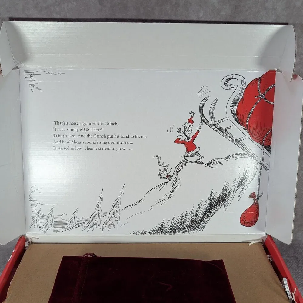 Williams Sonoma The Grinch Christmas Platter in Box with 3D Print Cookie Cutters